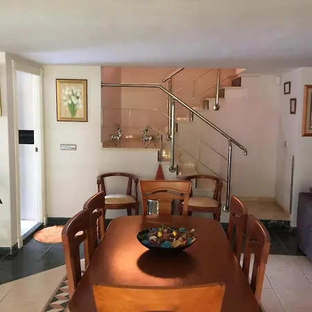 فيلة Mijas With Pool 50 M فوينخيرولا