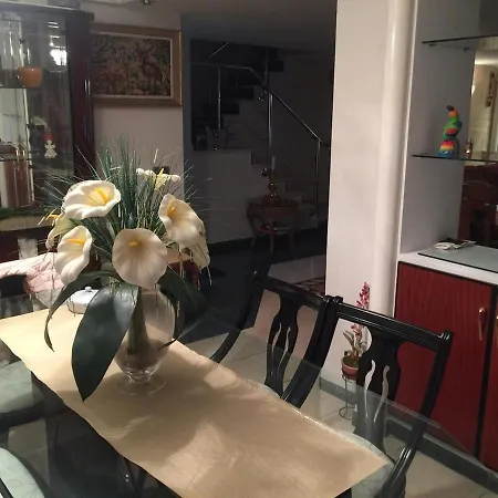 Mijas With Pool 50 M فوينخيرولا